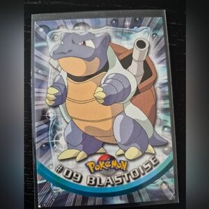 2000 Topps TV Pokemon - BLASTOISE , VENUSAUR , CHARMANDER & CHARMELEON (Nonfoil)